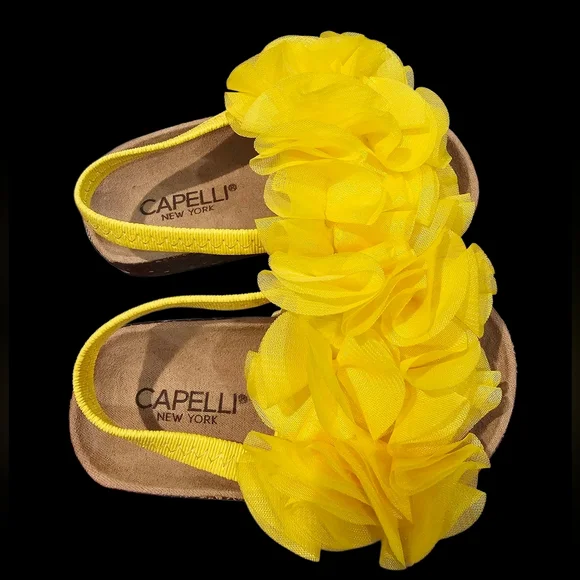 Capelli New York Yellow Floral Sandals Toddler Size 6 EUC - Picture 2 of 4